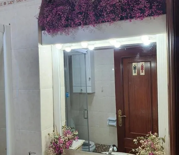 Lägenhet Iluminado Festivo Cerca Del Centro