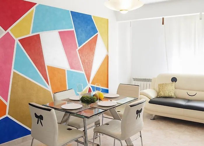 Iluminado Festivo Cerca Del Centro Lägenhet